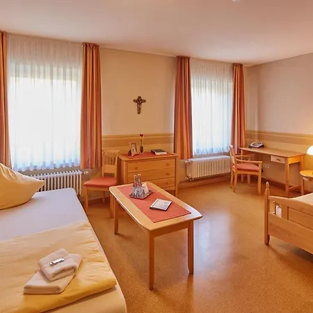Priester- Und Gästehaus Marienau *