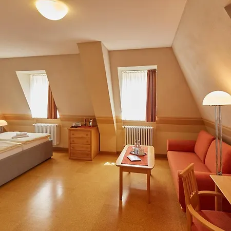 Priester- Und Gastehaus Marienau Pensión Vallendar