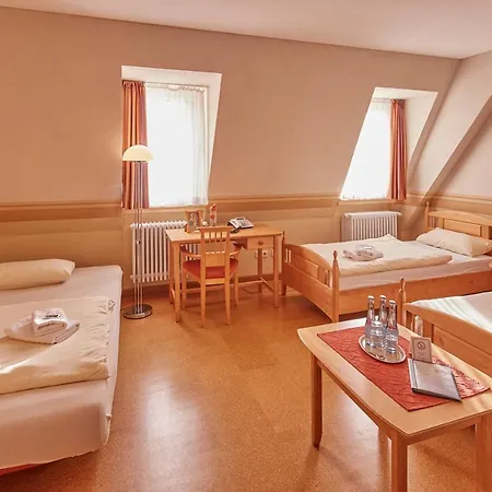 Priester- Und Gastehaus Marienau