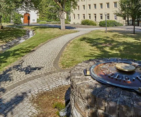 Priester- Und Gastehaus Marienau 게스트하우스 발렌다