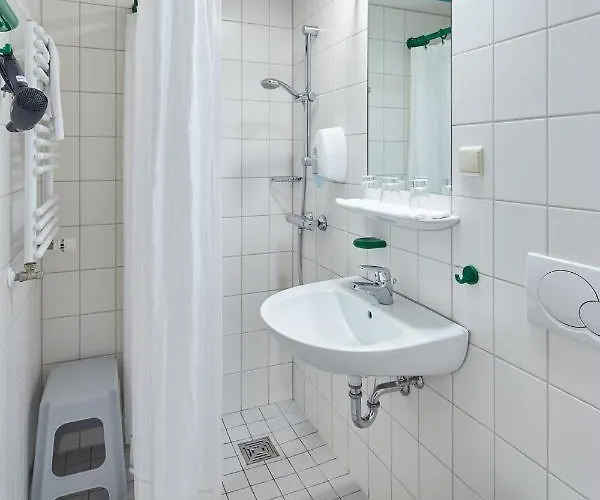 Priester- Und Gastehaus Marienau 게스트하우스 *